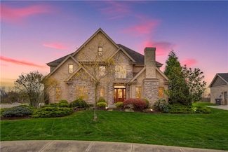 143 Fair Acres Dr, Upper St. Clair, PA 15241