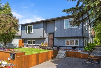 227 Park St, Anchorage, AK 99508