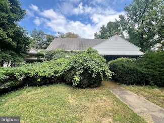 1703 Palmer Ave, Reading, PA 19610