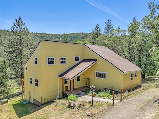 4780 Andrews Rd, Medford, OR 97501