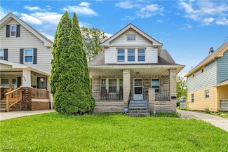 8422 Rosewood Ave, Cleveland, OH 44105