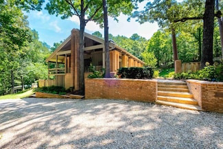 8101 Barrett Rd, Roland, AR 72135