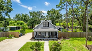 5117 17th Street Ct E, Bradenton, FL 34203