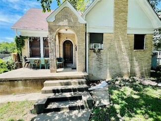 900 N 16th St, Waco, TX 76707