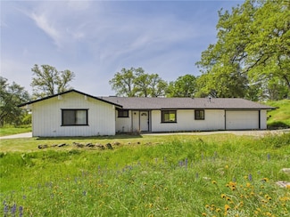 43642 Crystal Cave Cir, Coarsegold, CA 93614