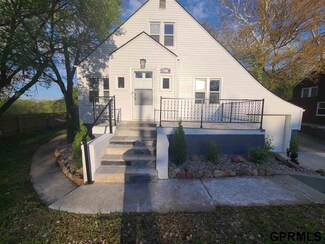 7006 S 13th St, Bellevue, NE 68147