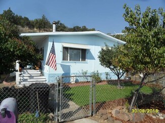 400 Hiram Page Rd, Yreka, CA 96097