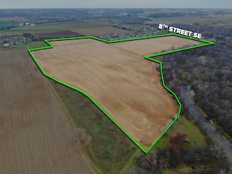 2105 10 St SE, Pine Island, MN 55963