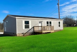 453 Greenleaf Dr, Campbellsville, KY 42718