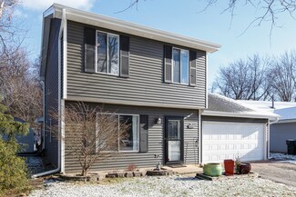 1312 Brookline Ct, Naperville, IL 60563