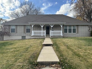 4320 S Cambridge St, Independence, MO 64055