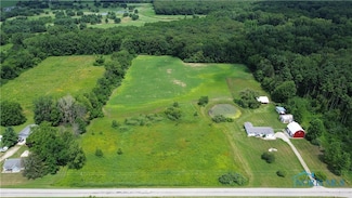 1526 County Road A, Liberty Center, OH 43532