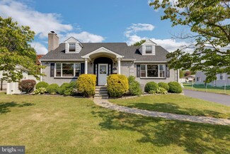 1421 Colwell Ln, Conshohocken, PA 19428