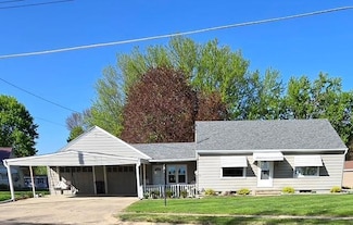 218 Lake Ave E, Fulda, MN 56131
