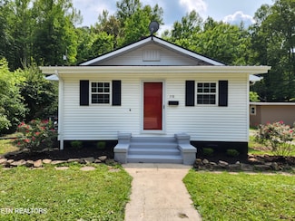 918 5th St, Jellico, TN 37762