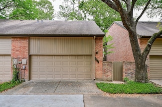 294 Sugarberry Cir, Houston, TX 77024
