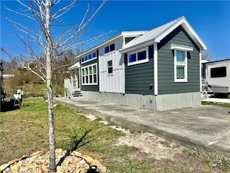 122 Mountain Rd, Morganton, GA 30560