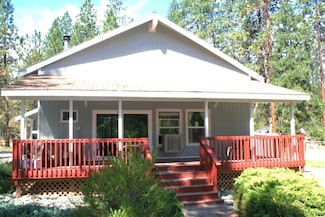 201 Valley Pines Dr, Etna, CA 96027