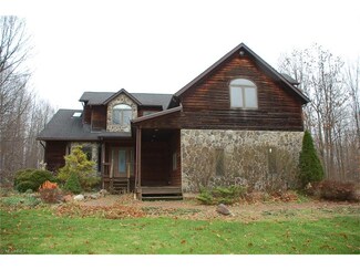11088 Chamberlain Rd, Mantua, OH 44255