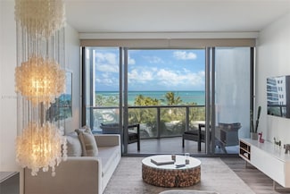 2201 Collins Ave Unit 523, Miami Beach, FL 33139