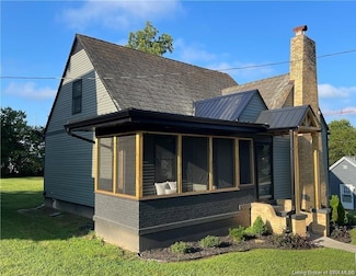 307 E Campbell St, Paoli, IN 47454