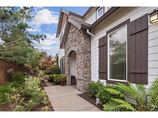 4740 Clubhouse Ln, Newberg, OR 97132