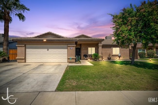 408 Isla Bonita St, Bakersfield, CA 93307