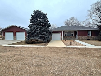 705 5th St, Silver Creek, NE 68663