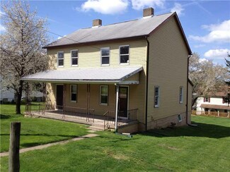2612 6th St, Yukon, PA 15698