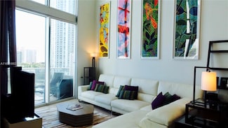 300 S Biscayne Blvd Unit 818, Miami, FL 33131