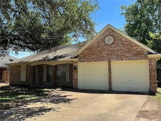 4707 Innsbruk Dr, Houston, TX 77066