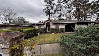 9627 Glenwood Forest Dr, Houston, TX 77078