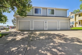 871 S Uravan Ct, Aurora, CO 80017
