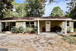 111 Davis St, Saint Marys, GA 31558