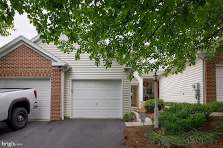 137 Mallard Dr, Lancaster, PA 17601