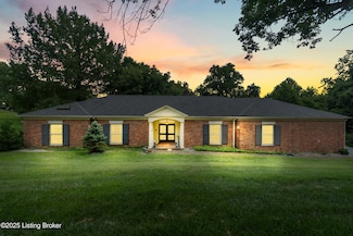 2778 Maple Rd, Louisville, KY 40205
