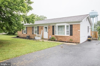 38457 Laurel Ridge Ct, Mechanicsville, MD 20659