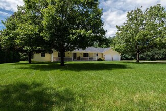 11388 West Dr, Demotte, IN 46310