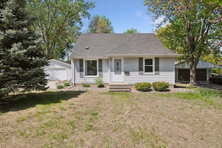 6226 James Ave S, Richfield, MN 55423