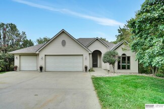 24225 Jasmin Ln, Glenwood, IA 51534