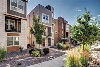 11915 Skyview Ln, Broomfield, CO 80021