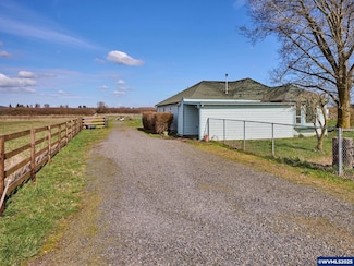 10093 Wiseacre Ln NE, Aurora, OR 97002