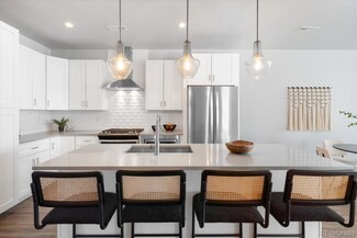 2952 S Delaware St, Englewood, CO 80110