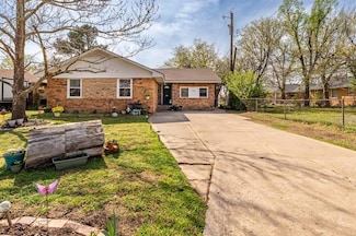 748 Highland Pkwy, Norman, OK 73069