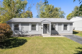 9911 Crusader Dr, Cincinnati, OH 45251