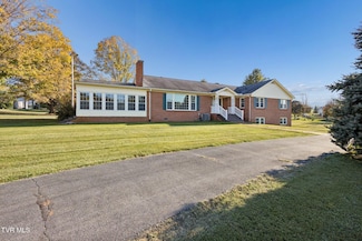 21 Dodge St, Lebanon, VA 24266
