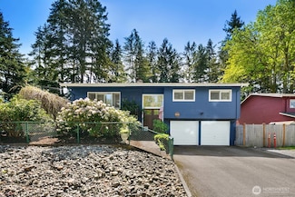 8824 224th St SW, Edmonds, WA 98026