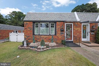 1015 12th Ave, Prospect Park, PA 19076