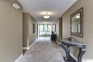 3003 Paddock Rd Unit 413, Omaha, NE 68124