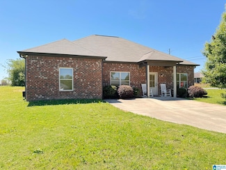 913 11th Ave, Pleasant Grove, AL 35127